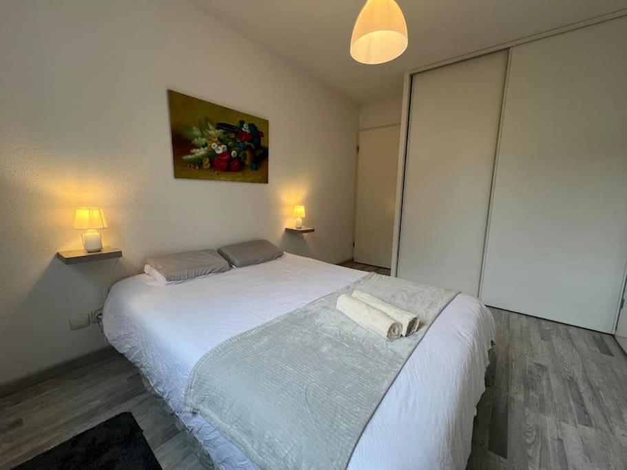 T2 Calme Et Paisible Parking Apartamento Carcassonne Exterior foto