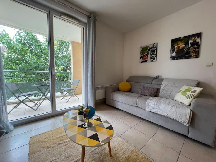 T2 Calme Et Paisible Parking Apartamento Carcassonne Exterior foto