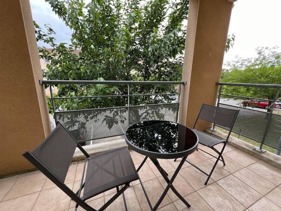 T2 Calme Et Paisible Parking Apartamento Carcassonne Exterior foto